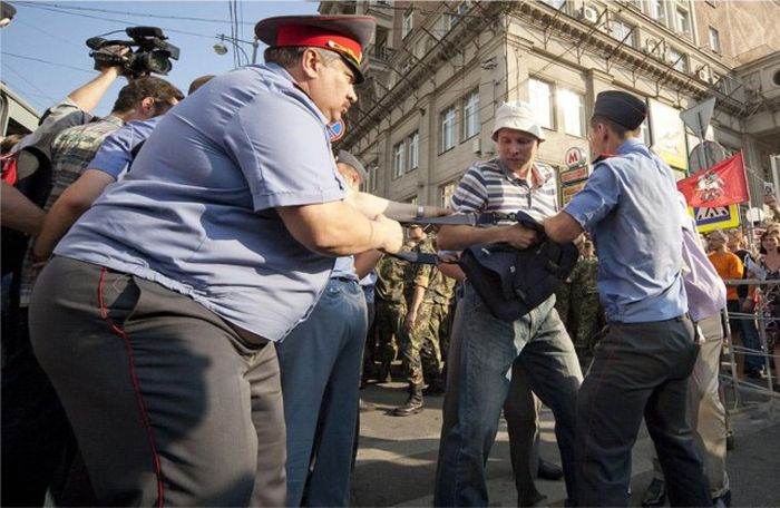 толстый полицейский