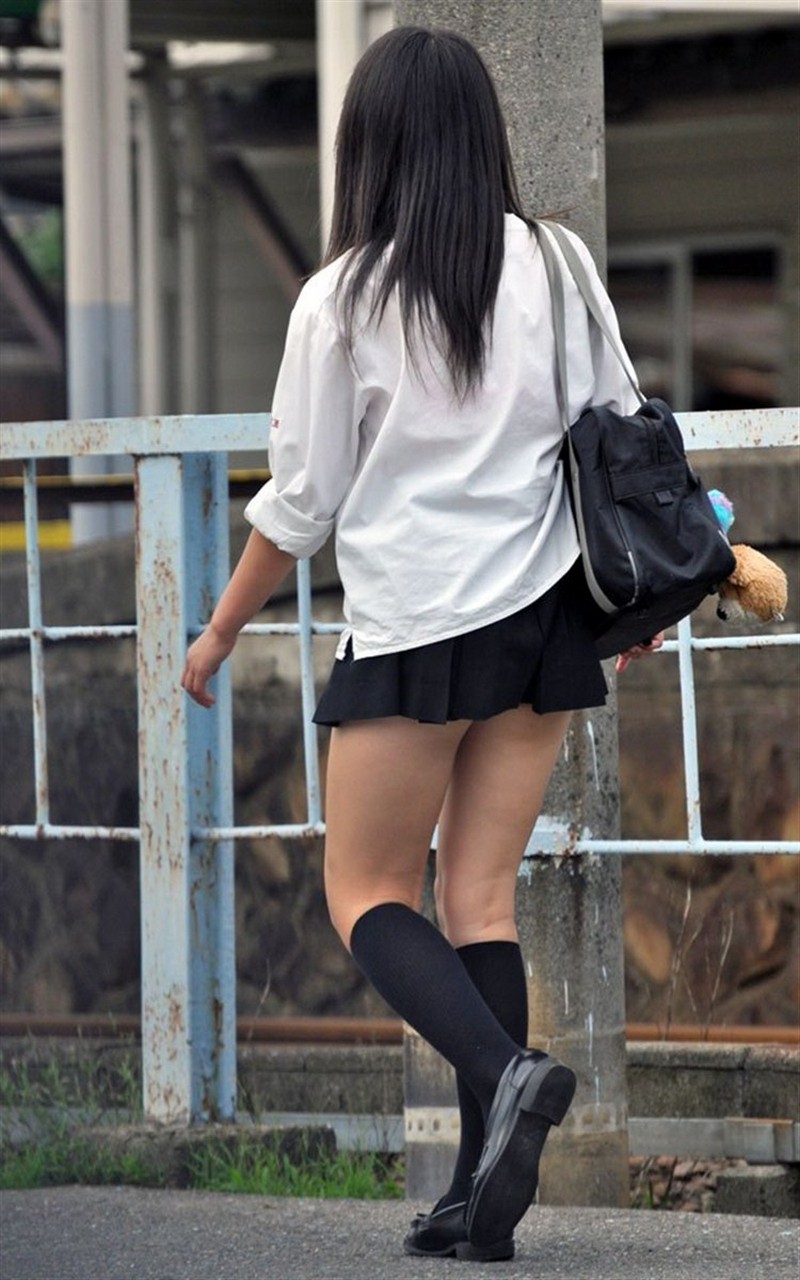 Фото японок в коротких юбках