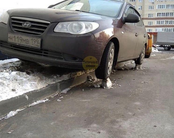 В Химках к уборке снега подходят с душой