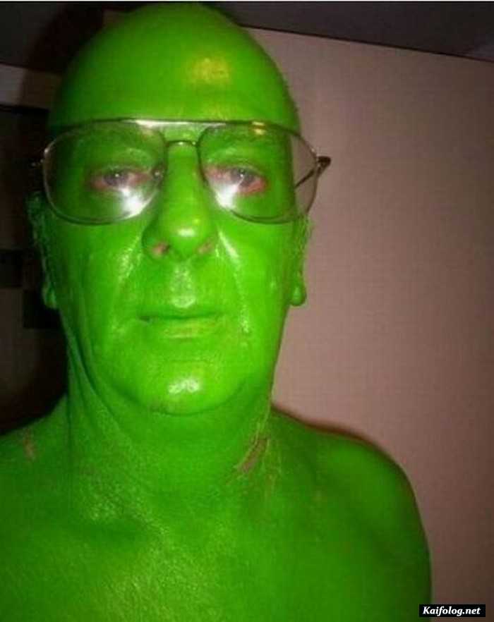 Зеленый заболел. Зеленый человек.